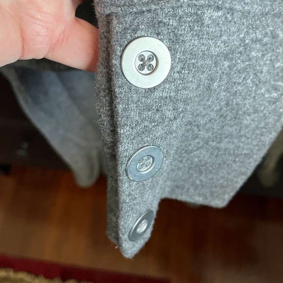 Ruby Rd. Gray Top - Picture 3 of 4